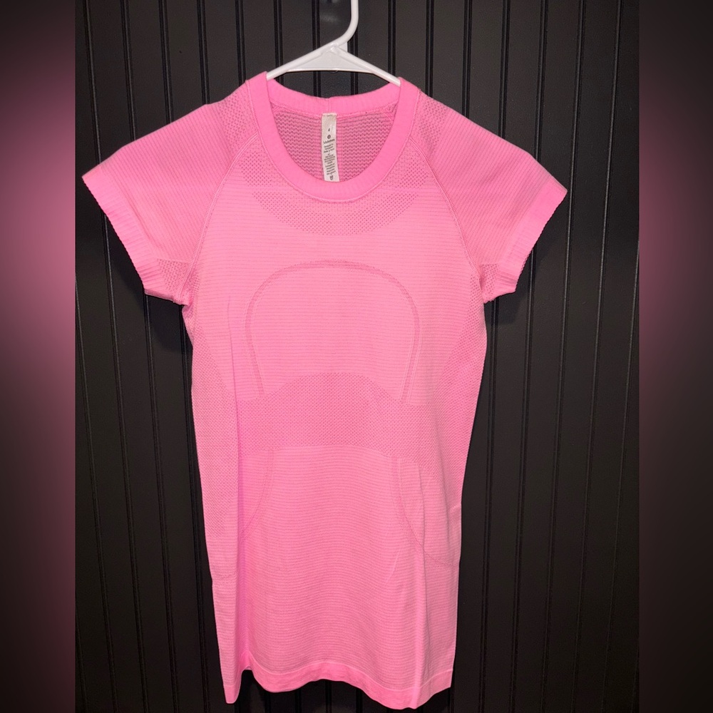 Lululemon Swiftly Tech Short Sleeve Shirt 2.0 *Hip Length